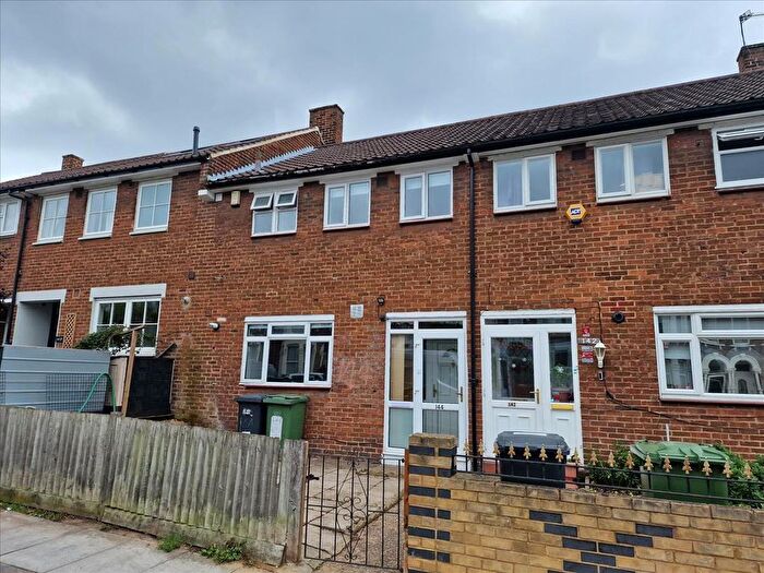 3 Bedroom Terraced House To Rent In George Lane, Hither Lane, London, SE13