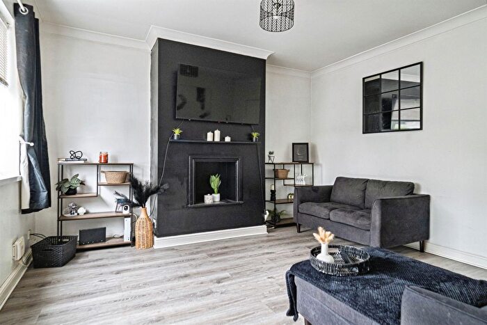 3 Bedroom Terraced House For Sale In Summergangs Road, Hull, HU8