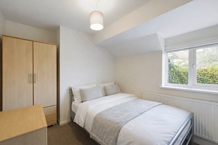 6 Bedroom Semi-Detached House To Rent In Horton Road, Brighton, BN1