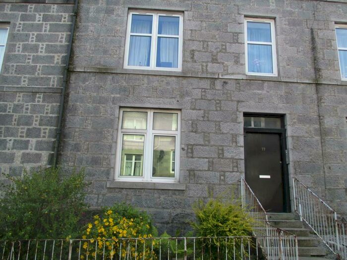 1 Bedroom Flat To Rent In Menzies Road, Ground Floor Left, AB11