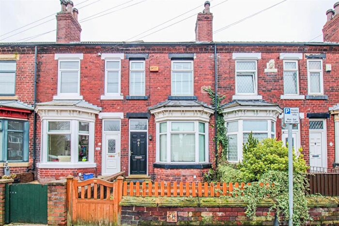 2 Bedroom Terraced House For Sale In Agbrigg Road, Wakefield, WF1
