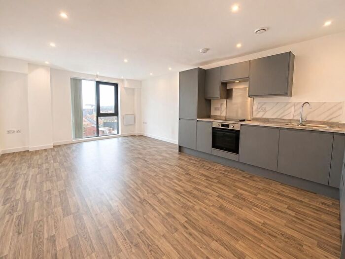 Studio To Rent In Stockport Road, Manchester, M13