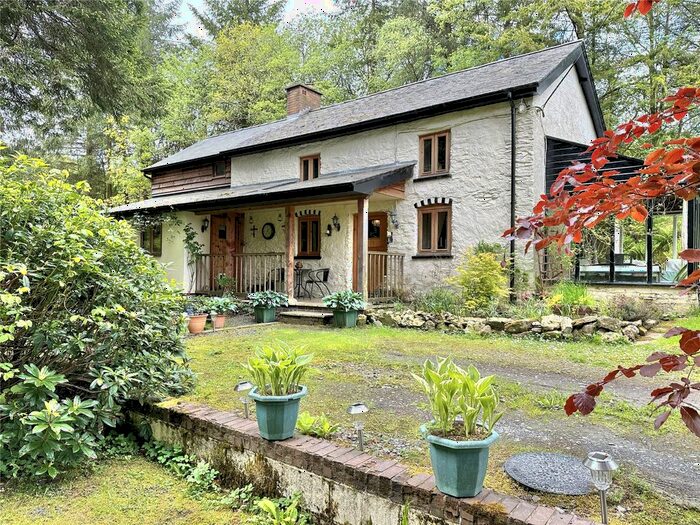 4 Bedroom Cottage For Sale In Old Hall, Llanidloes, Powys, SY18