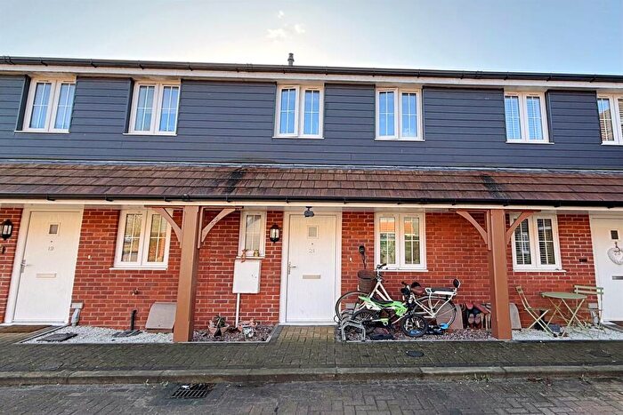 2 Bedroom Terraced House For Sale In Fordingbridge, SP6