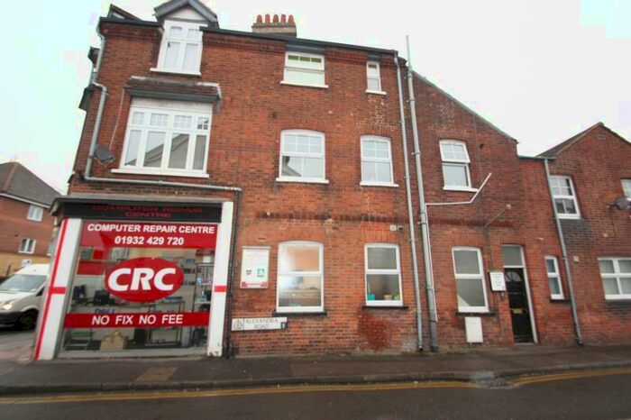 Studio To Rent In Station Road, Addlestone, KT15