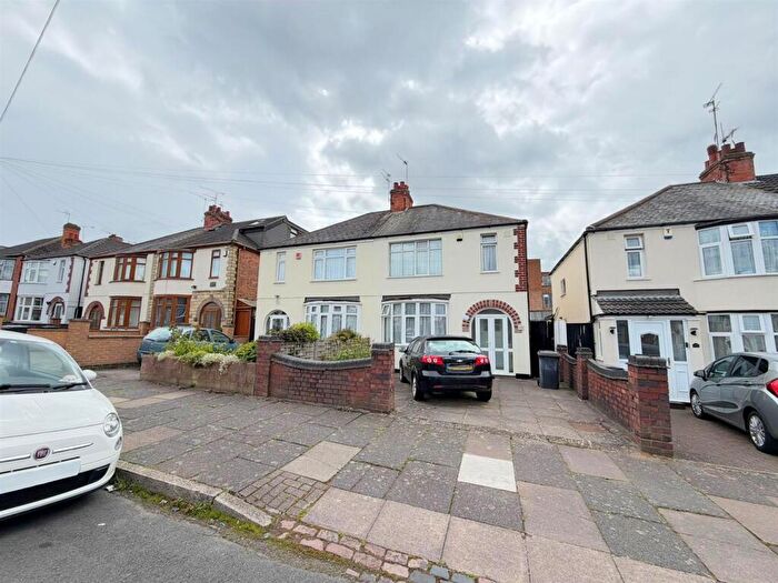 3 Bedroom Semi-Detached House For Sale In Crown Hills Avenue, North Evington, Leicester, LE5