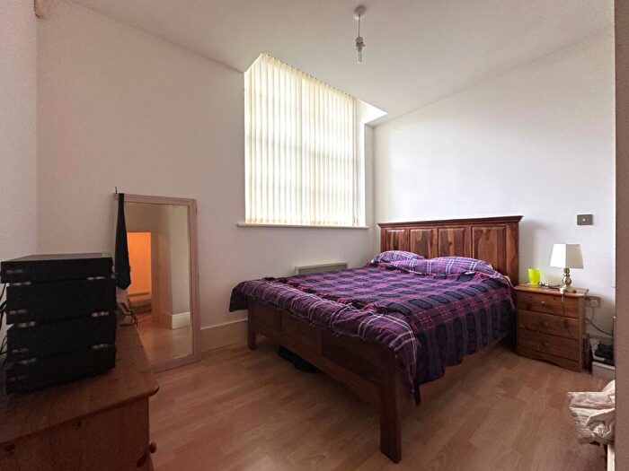 1 Bedroom Flat For Sale In Cinnabar House, Poulton Road, LA4