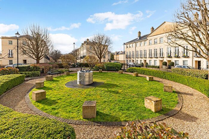 2 Bedroom Flat For Sale In Horstmann Close, Bath, BA1