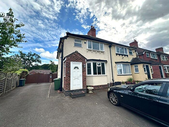 3 Bedroom Semi-Detached House To Rent In Streetsbrook Road, Shirley, Solihull, B90