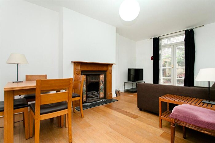 1 Bedroom Flat To Rent In City Road, Angel Southside, EC1V