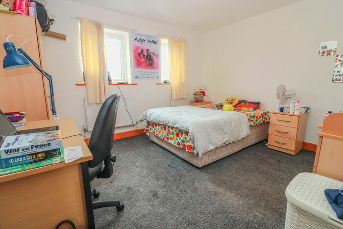 5 Bedroom Maisonette To Rent In Portswood Road, Southampton, SO17