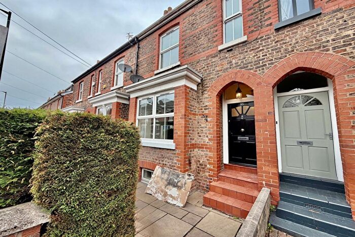 3 Bedroom Terraced House To Rent In Mayors Road, Altrincham, WA15