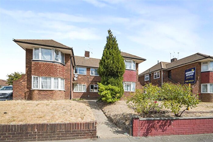 2 Bedroom Maisonette For Sale In Bellegrove Road, Welling, Kent, DA16