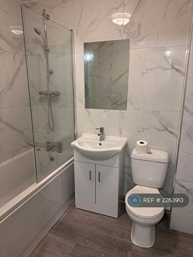 1 Bedroom Flat To Rent In Whigston Close, London, N18