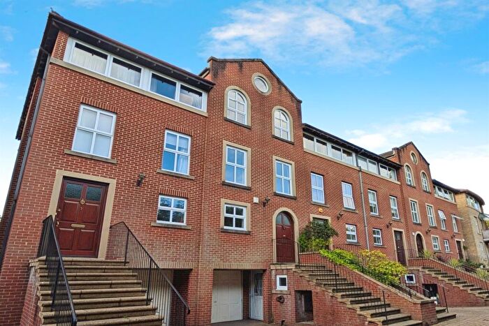 4 Bedroom House To Rent In Alcantara Crescent, SO14