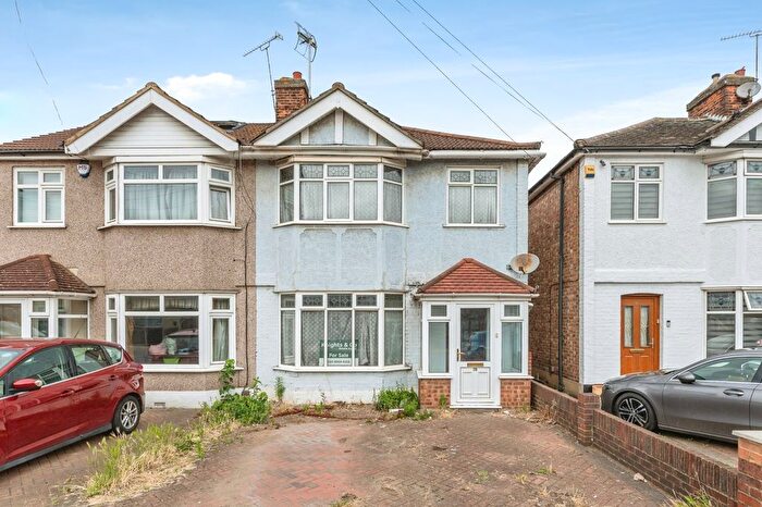 3 Bedroom Semi-Detached House For Sale In Cherry Tree Lane, Rainham, RM13