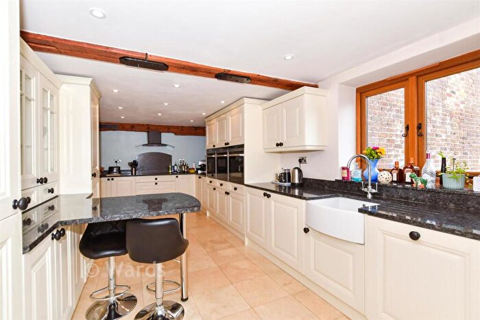 6 Bedroom Barn Conversion For Sale In Church Lane, West Farleigh, Maidstone, Kent, ME15