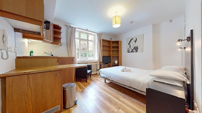 Studio To Rent In Cartwright Gardens, WC1H