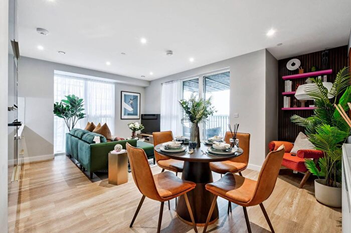 2 Bedroom Flat For Sale In - Upper Dock Walk, Royal Albert Wharf, Newham, E16