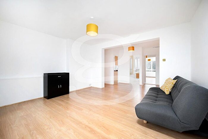 2 Bedroom Flat To Rent In Boundary Road, London, NW8