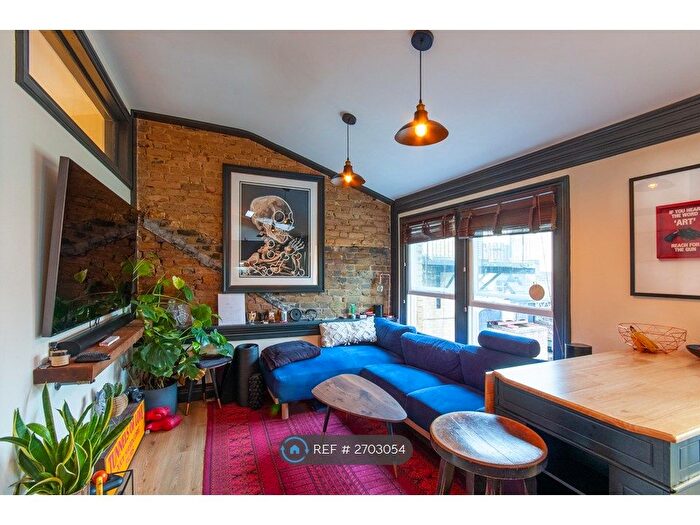 1 Bedroom Flat To Rent In Bateman Street, London, W1D