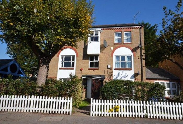 5 Bedroom Flat To Rent In Milton Close, Bermondsey, SE1
