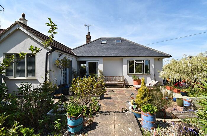 2 Bedroom Detached Bungalow For Sale In Winchelsea Lane, Hastings, TN35