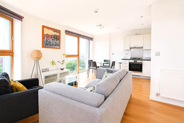 2 Bedroom Flat For Sale In Eclipse, Broad Weir, Bristol, BS1