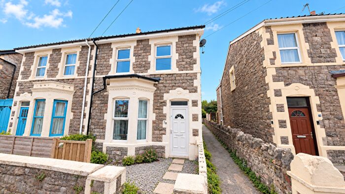 2 Bedroom Flat To Rent In George Street, Weston-Super-Mare, BS23