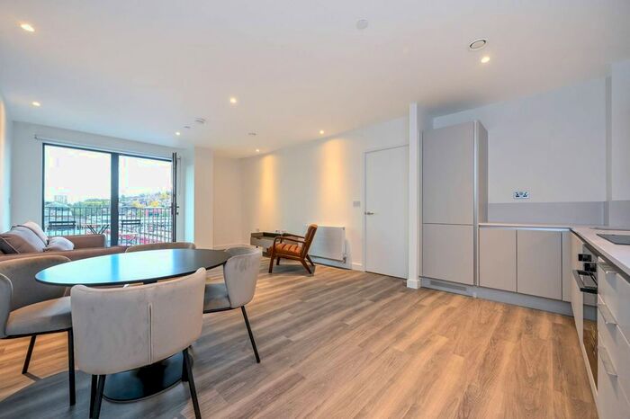 2 Bedroom Flat To Rent In Assay Apartments, Guildford, GU1