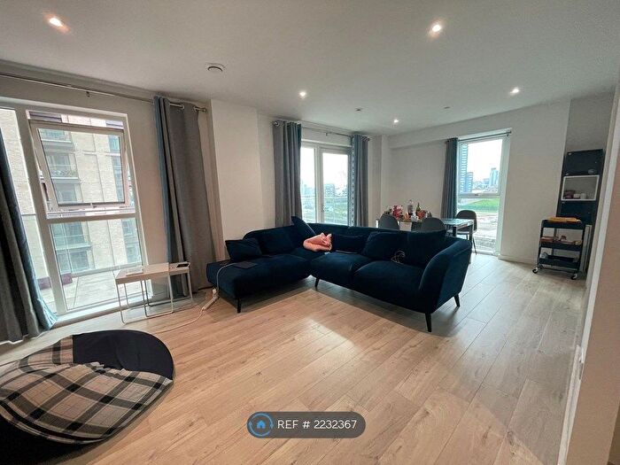 2 Bedroom Flat To Rent In Effra Gardens, London, E16