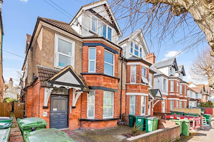 Studio To Rent In Cheriton Road, Folkestone, CT20