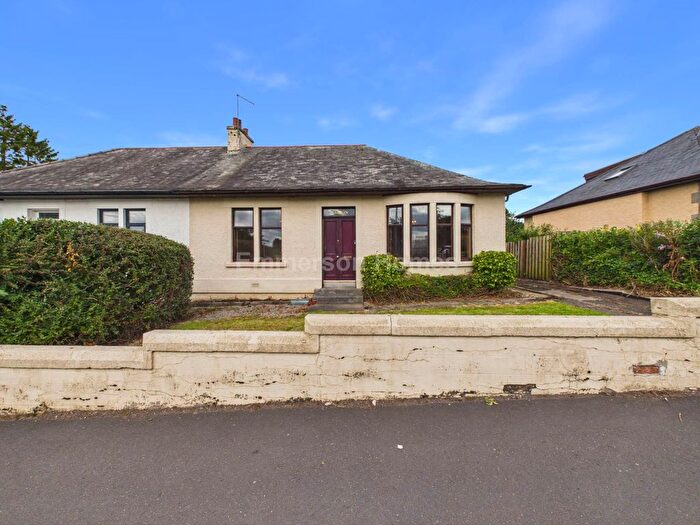 2 Bedroom Semi Detached Bungalow For Sale In Quarrelton Road, Johnstone, PA5