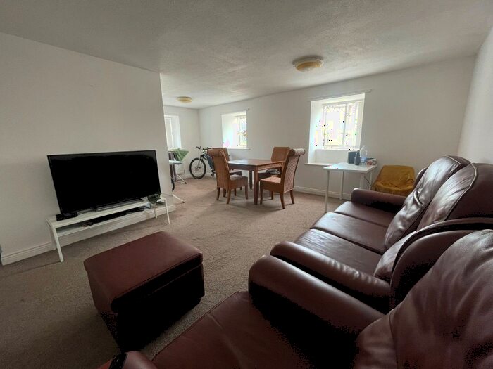 2 Bedroom Flat To Rent In Milk Market, Quayside, Newcastle Upon Tyne, NE1