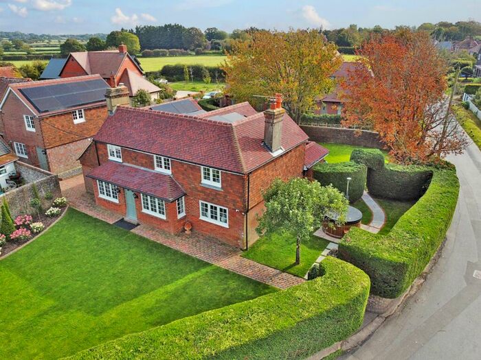 6 Bedroom Detached House For Sale In Church Lane, Ripe, BN8