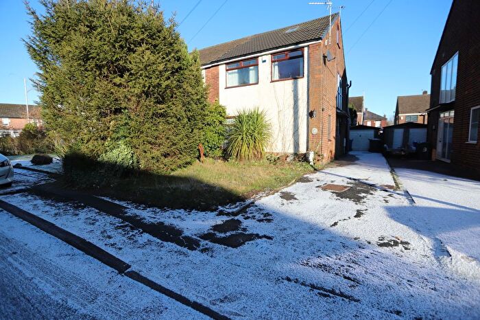 4 Bedroom Semi-detached House For Sale In Woodhall Avenue, Whitefield, M45