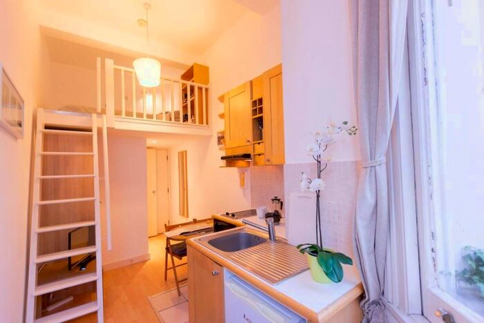 Studio To Rent In Penywern Road, Earls Court, London, SW5