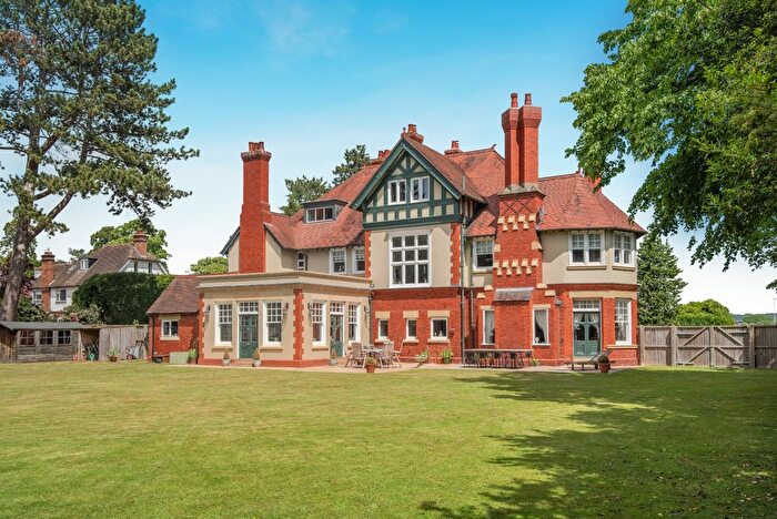 7 Bedroom Detached House For Sale In London Road, Shrewsbury, Shropshire, SY2