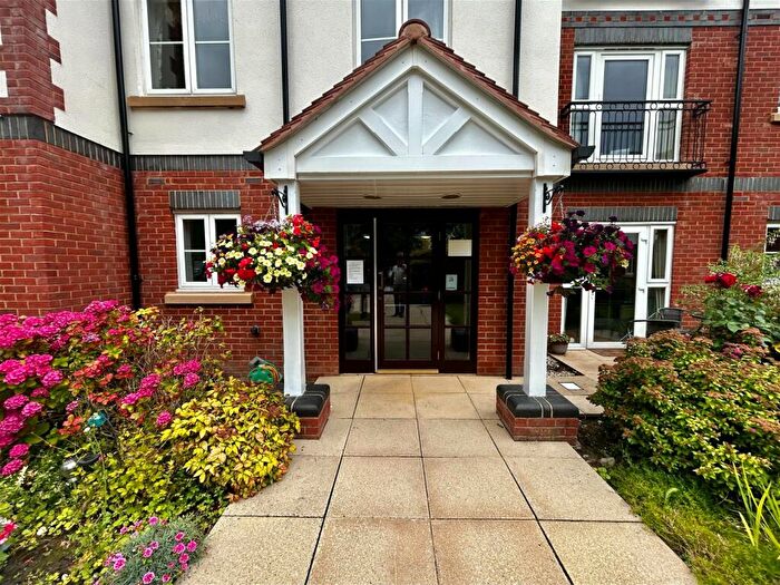 1 Bedroom Apartment For Sale In Pegasus Court, Union Road, Shirley, B90