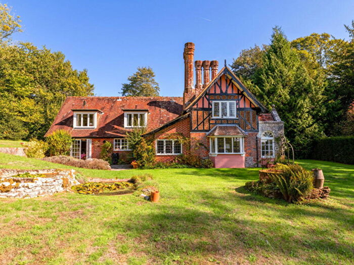 4 Bedroom Detached House For Sale In East Lodge, Swarraton, Alresford, SO24