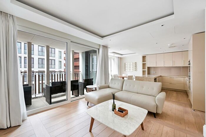 2 Bedroom Flat To Rent In Temple House, Arundel Street, London, WC2R