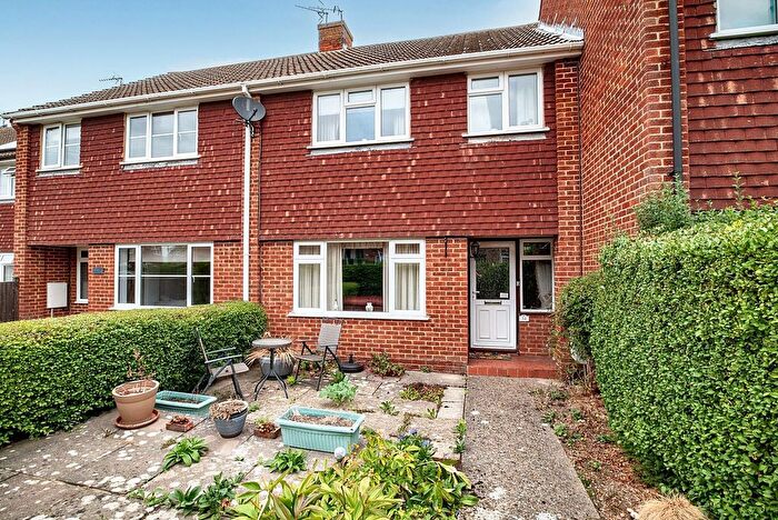3 Bedroom Terraced House For Sale In Bow Drive, Sherfield-On-Loddon, RG27