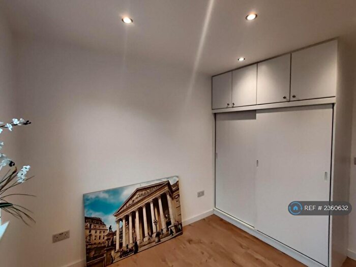 1 Bedroom Flat To Rent In Watford Way, London, NW4