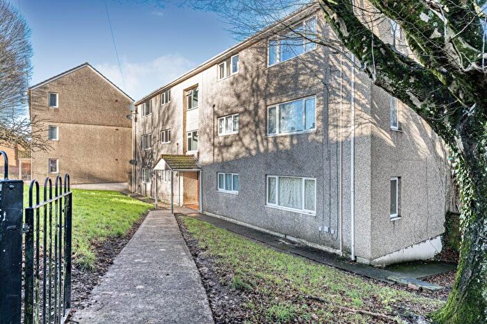 2 Bedroom Flat For Sale In Willowdale Road, Cardiff, CF5