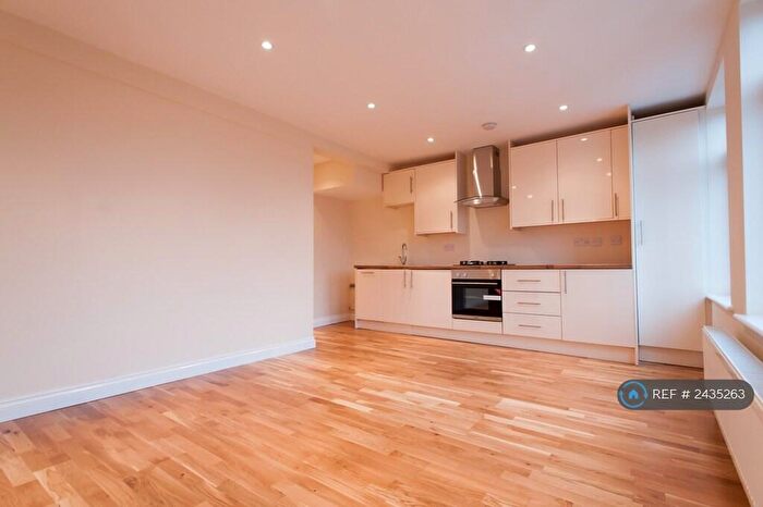 1 Bedroom Flat To Rent In Carlton Parade, Orpington, BR6
