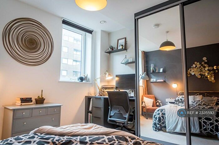 2 Bedroom Flat To Rent In Amelia Street, Elephant & Castle, SE17