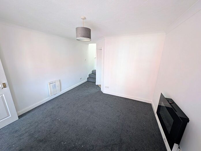 1 Bedroom Town House To Rent In Duke Street, New Brighton, CH45