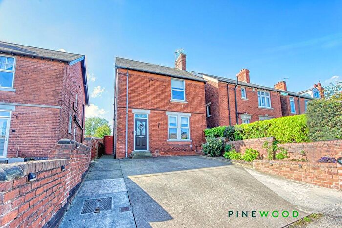 2 Bedroom Detached House For Sale In Ringwood Road, Brimington, S43