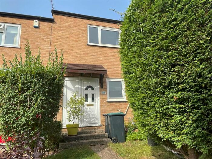 2 Bedroom Property To Rent In Thistledown, Gravesend, DA12