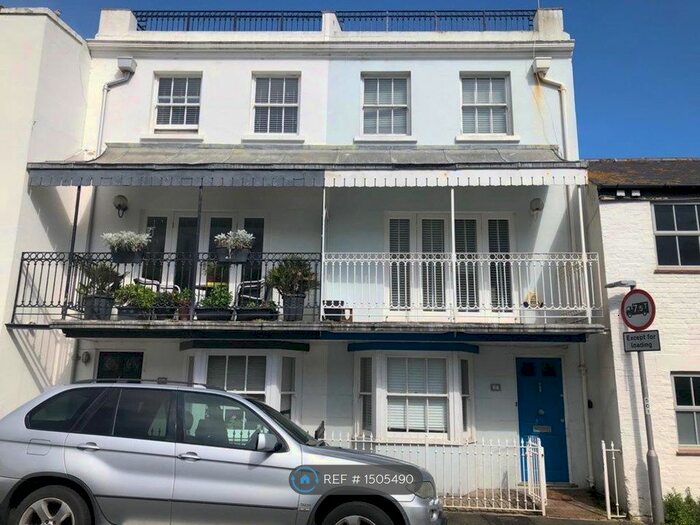 3 Bedroom Terraced House To Rent In Arundel Place, Brighton, BN2
